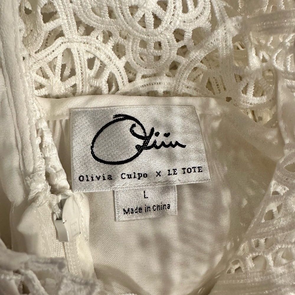 Olivia Culpo x Le Tote White Medallion Lace High Neck Midi Dress size Large - Picture 10 of 13
